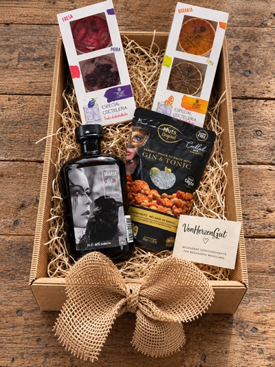 Gin & Cocktal Gennussbox "Sort Sol" - Marsk Gin mit Cocktailfrüchten & Nussmischung